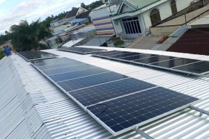 Thi công lắp đặt hệ thống điện năng lượng mặt trời tại Hậu Giang