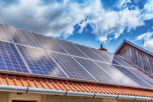 EVN kiến nghị sớm có hướng dẫn điện mặt trời mái nhà không phát điện lên lưới